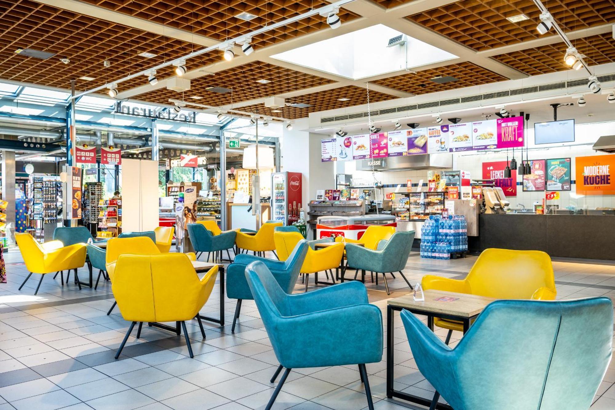 Serways Hotel Feucht Ost מראה חיצוני תמונה